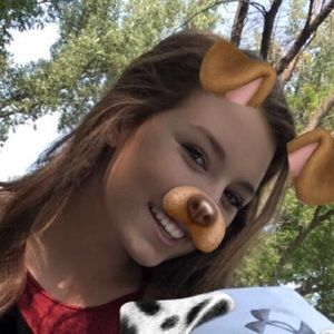 Meet your Posher, Leah